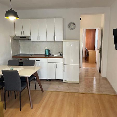 Apartment Dado Dugi Rat Bagian luar foto