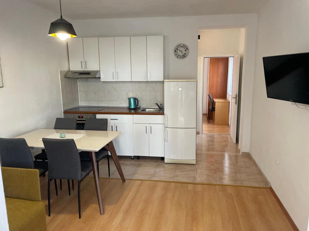 Apartment Dado Dugi Rat Bagian luar foto